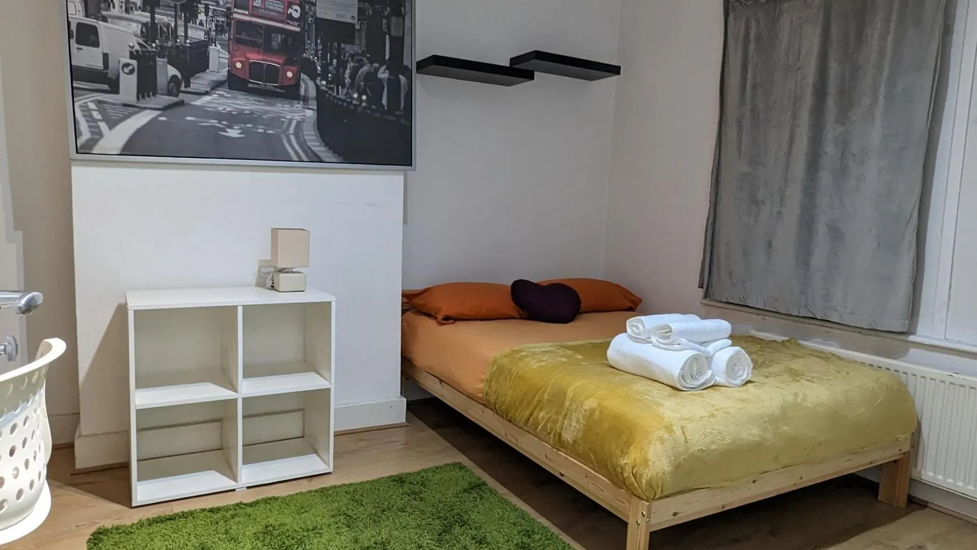 Lovely Studio Flat In Hackney Clapton Лондон